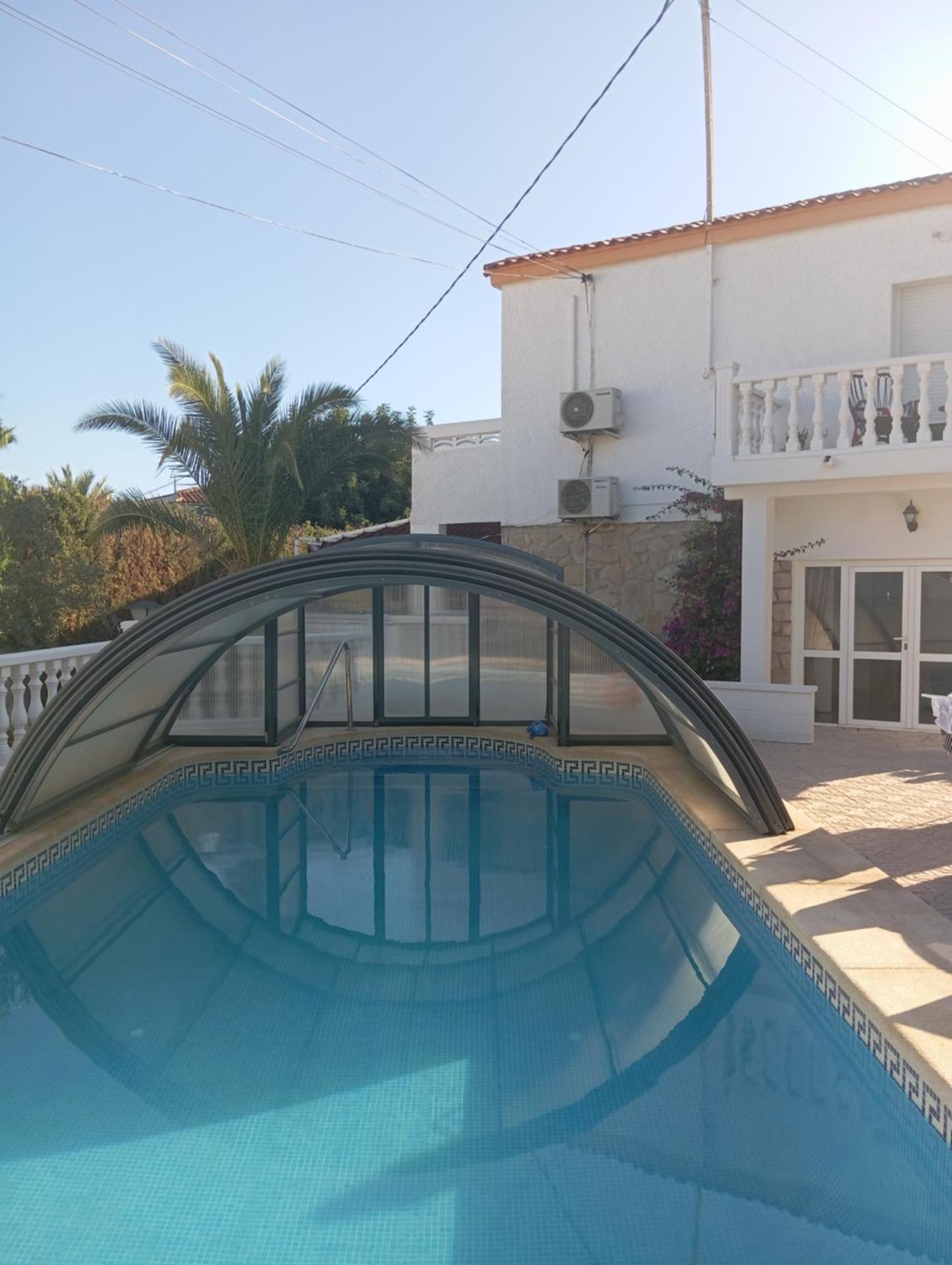 Villa Benucia Family Guest House La Nucía Exterior photo